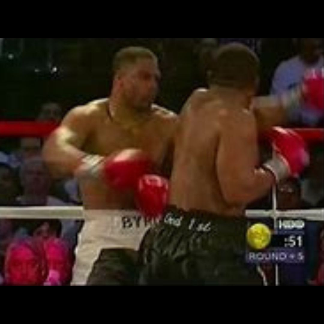 Ike Ibeabuchi Knocks Out Chris Byrd With A Monster Uppercut